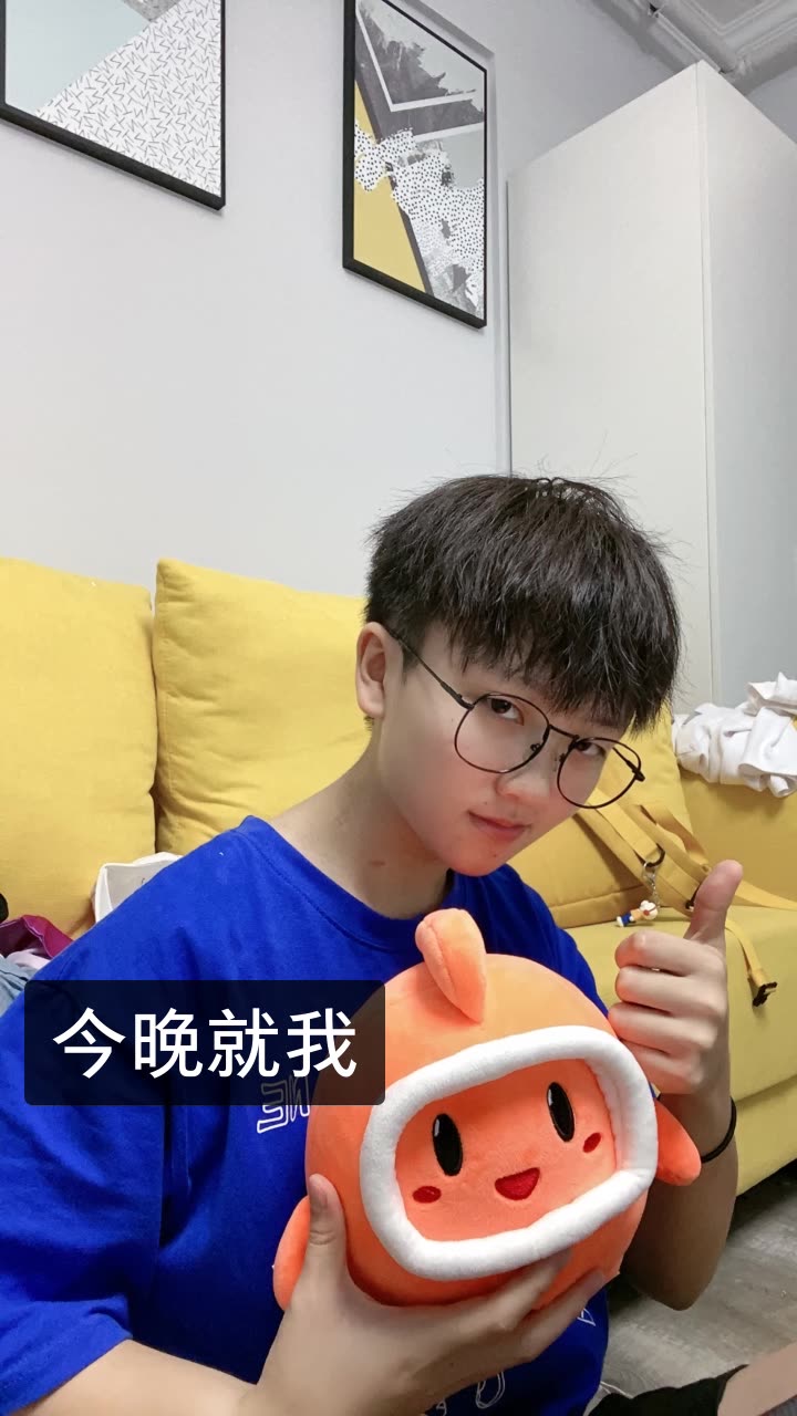 楼下邱大爷9099的快手直播