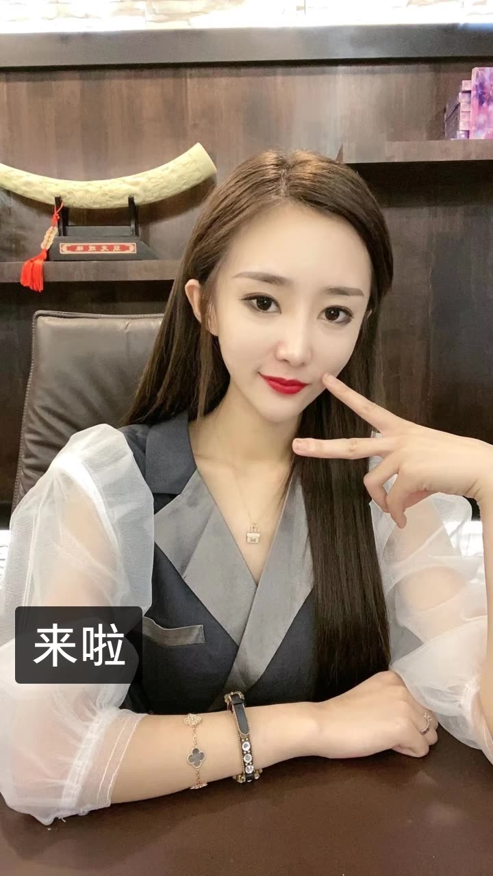 谢宝悦96从心开始的快手直播