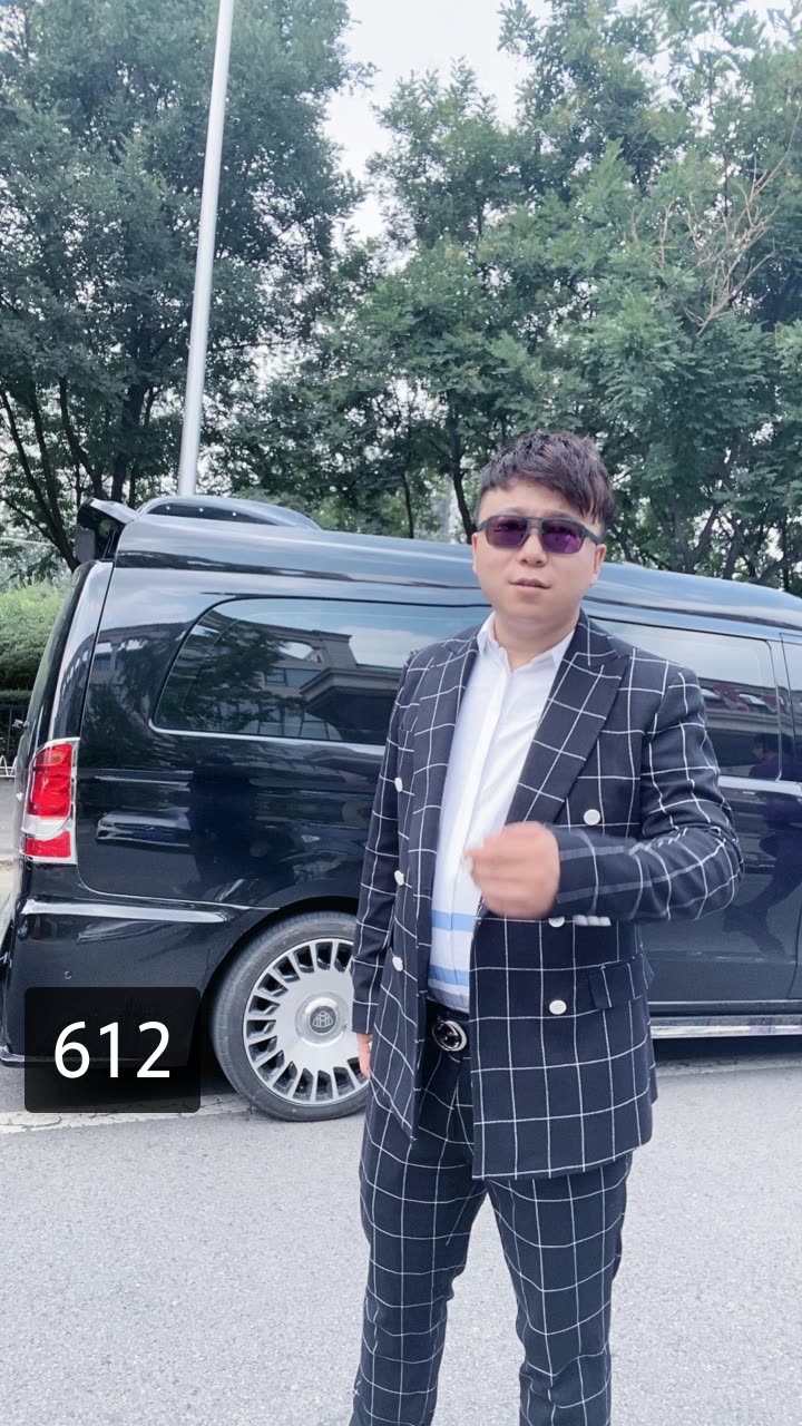 孙小北97(612)的快手直播