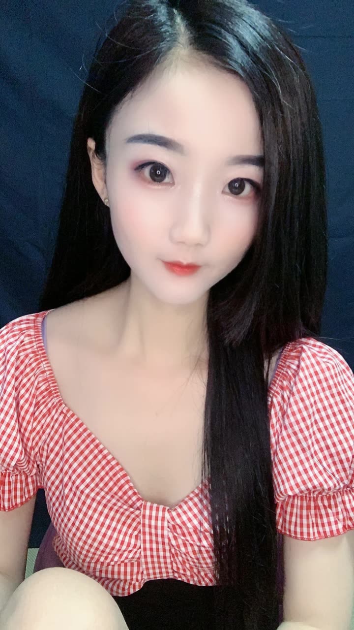 婷儿baby_78的快手直播