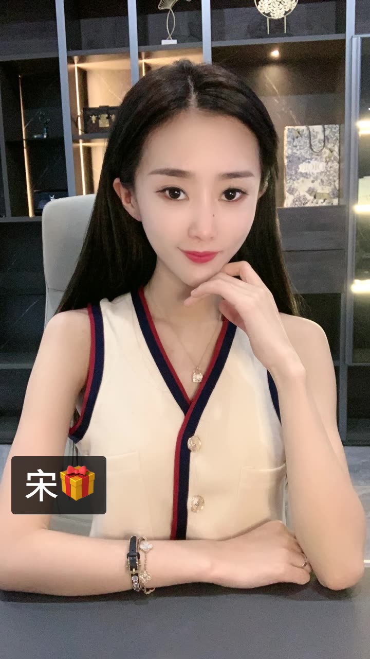 谢宝悦96从心开始的快手直播