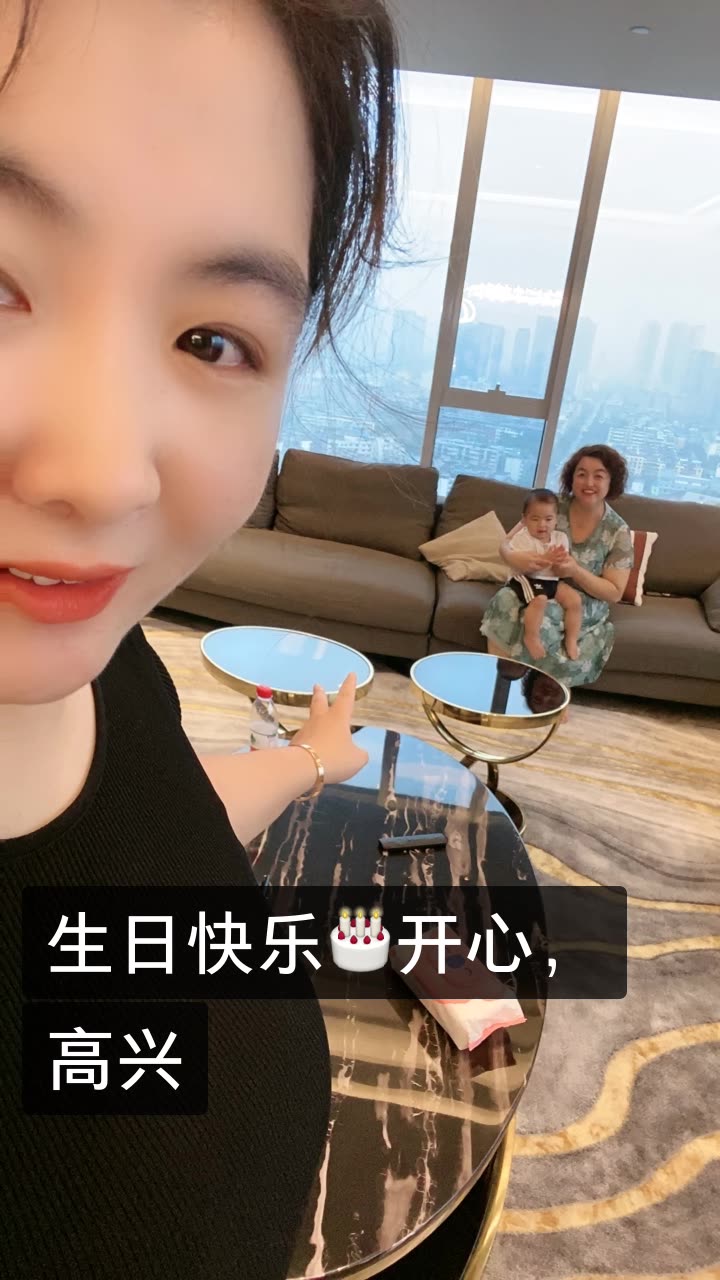 宣奶日常美食坊的快手直播