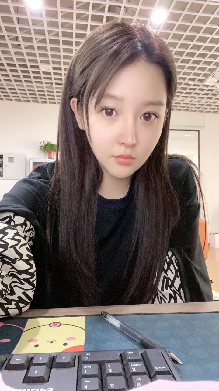 小杜凤儿(蛋黄妈妈)的快手直播