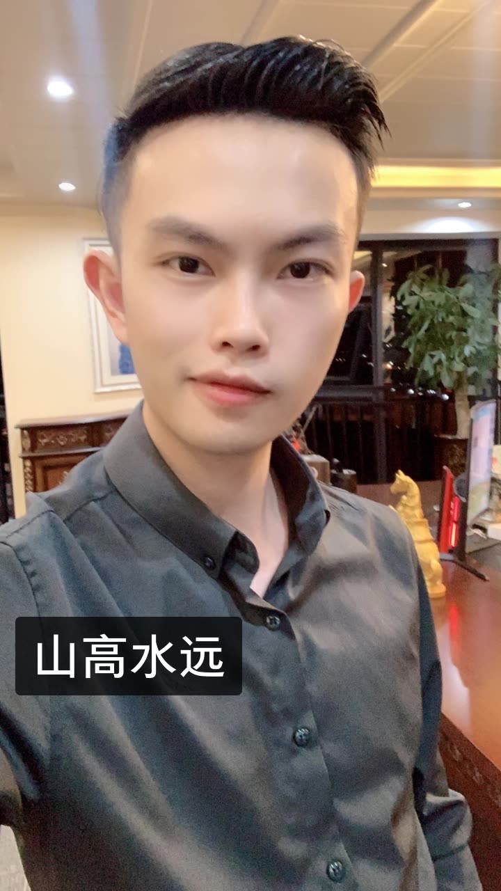 肖钰龙超级酷(lg)的快手直播