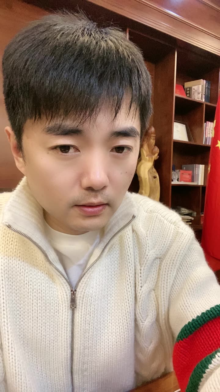 墨凡 mf棒棒糖大队长的快手直播