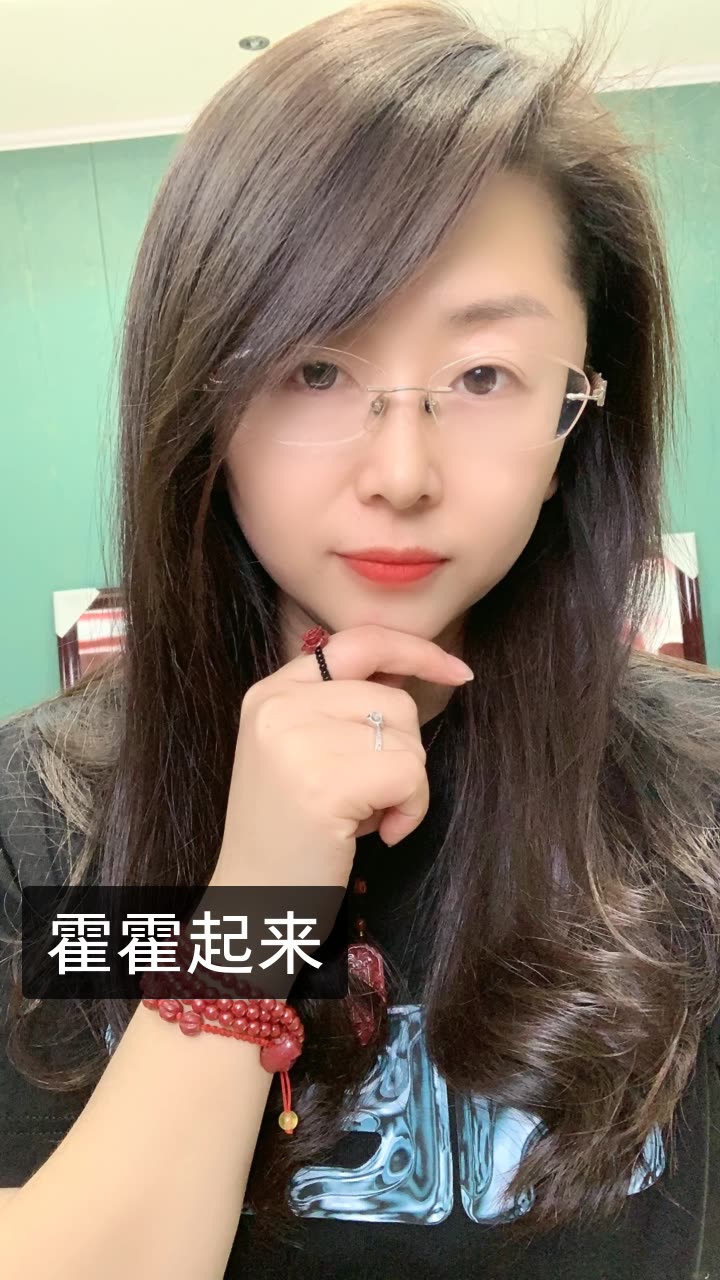赵小木916木的快手直播