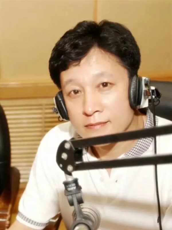 媒体人王岩的快手直播