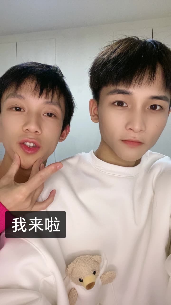 泽泽跟你拼了的快手直播