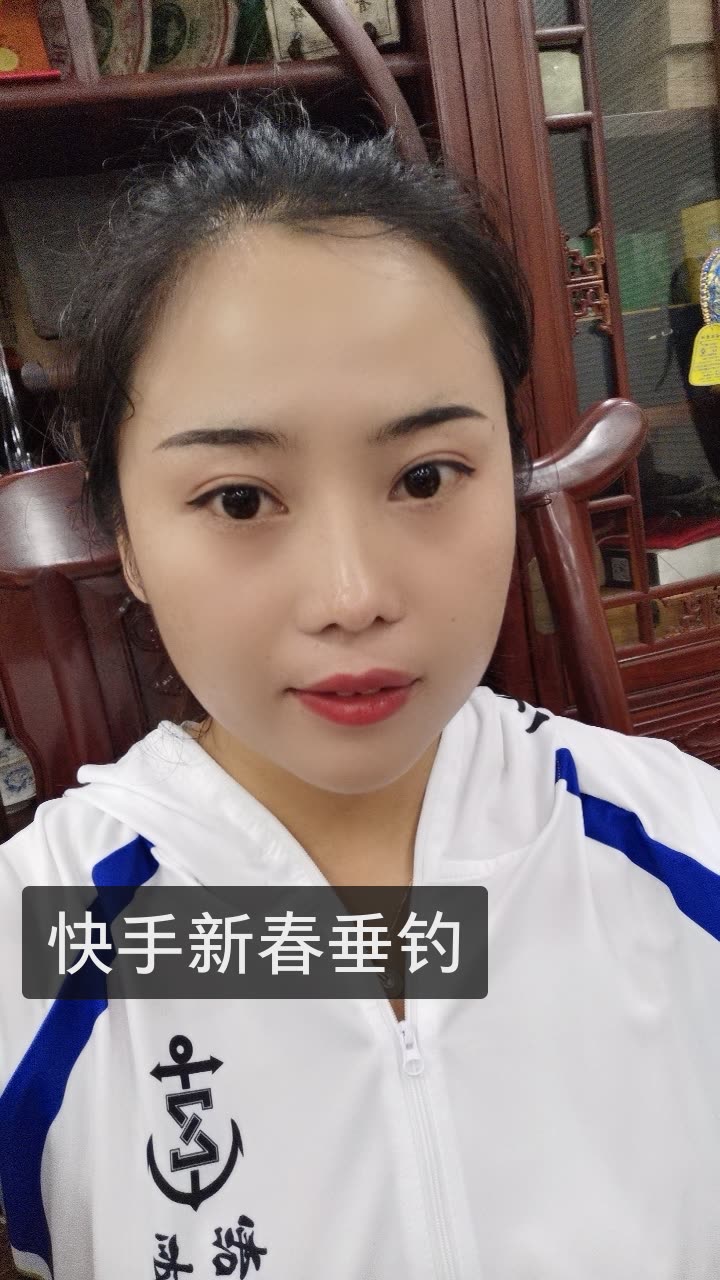 裴裴爱钓鱼的快手直播