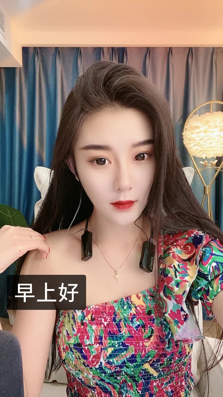 苗苗腿很长91的快手直播