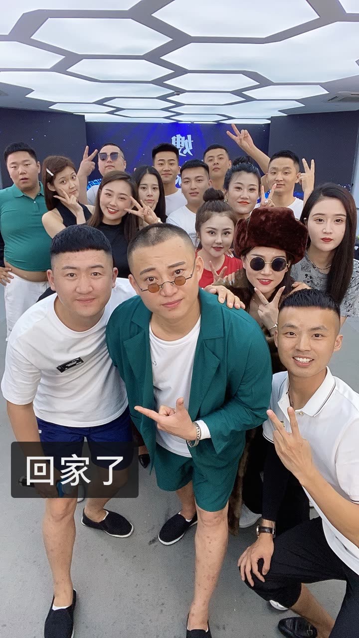 金刚6015努力前行的快手直播