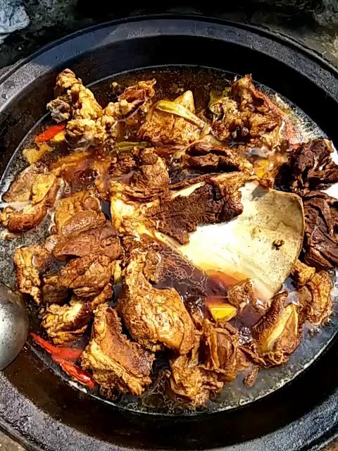 柴锅炖肉