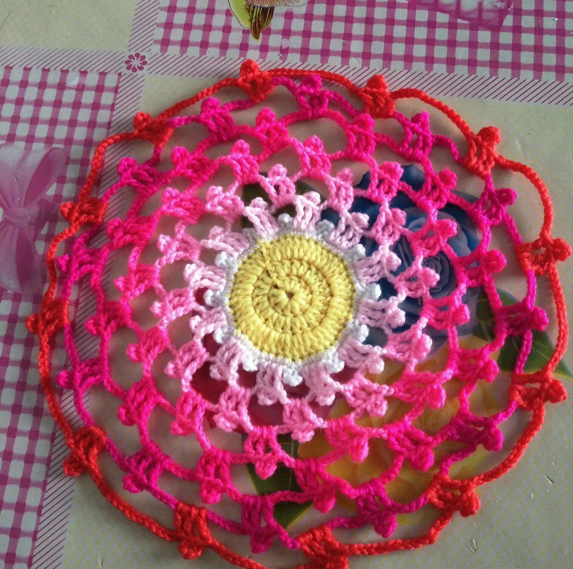 莲花坐垫底出来了 - 香香爱钩编的快手