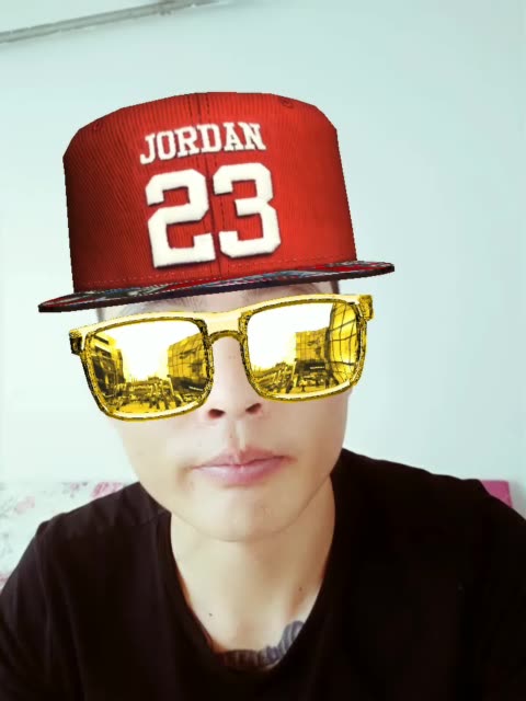 小阿志收废品 1281     72 赞                    评论