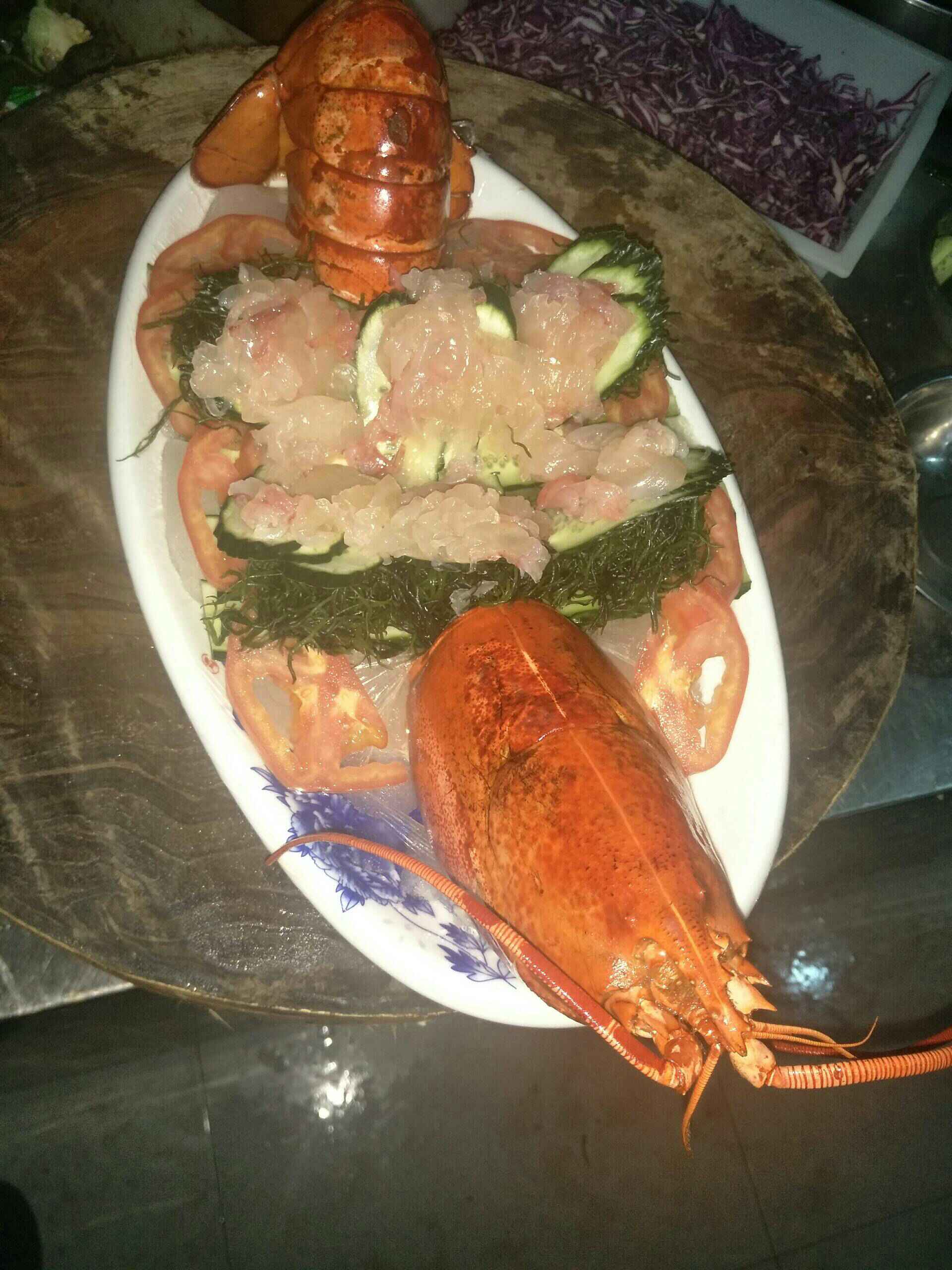 生吃澳龙,很美味的呦 2年前