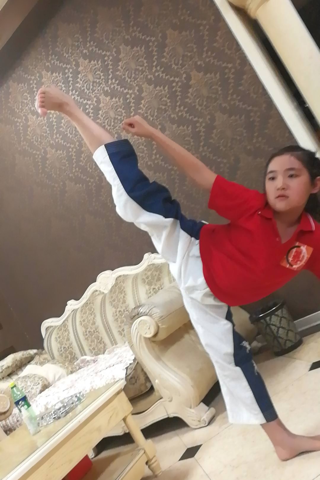 跆拳道小美女 436       赞                   评论