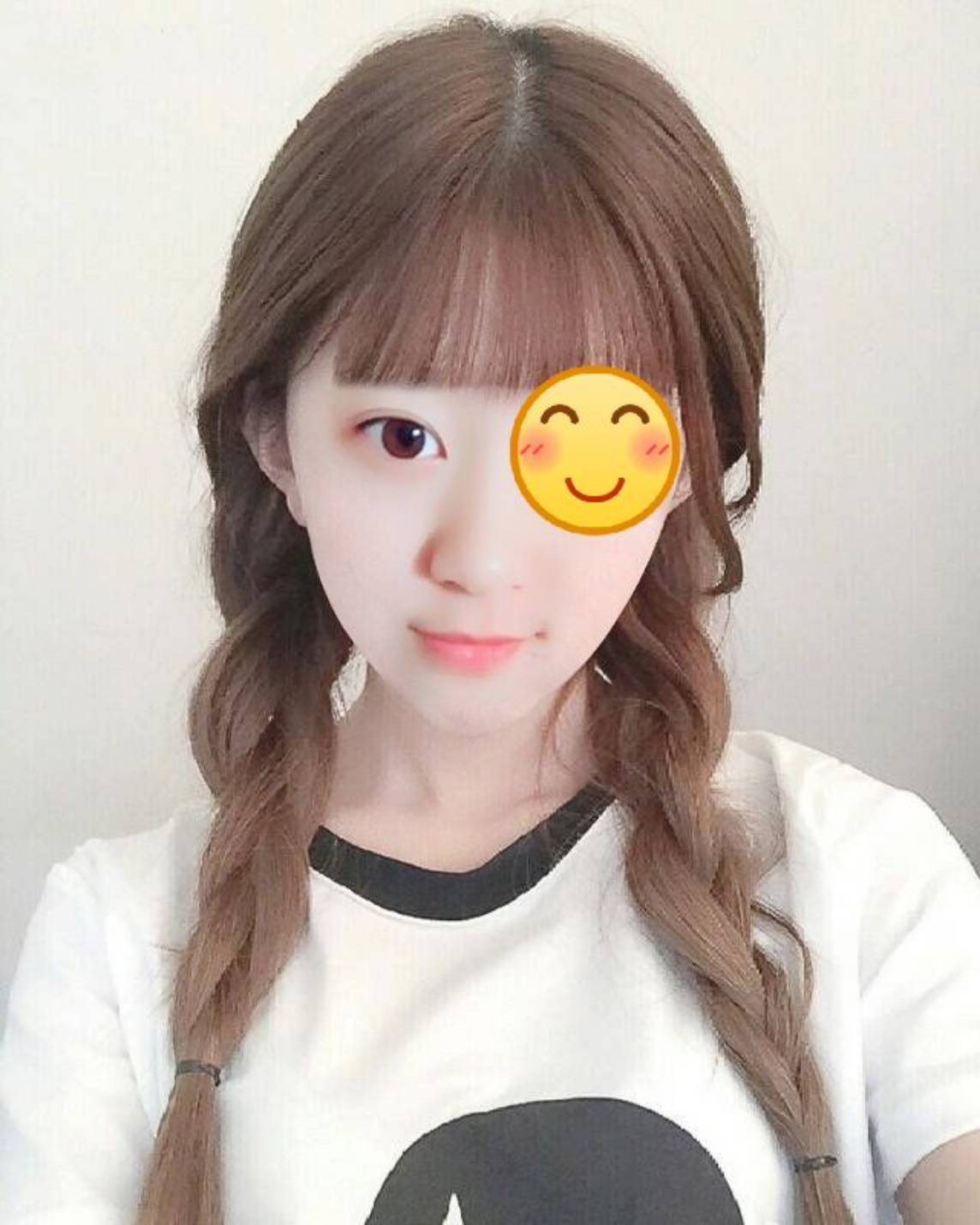 左脸萌妹的主页-快手直播