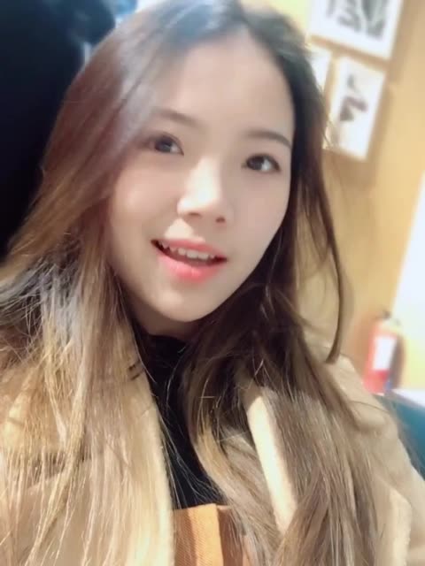 ◤"莉莉吖"◢的主页-快手直播