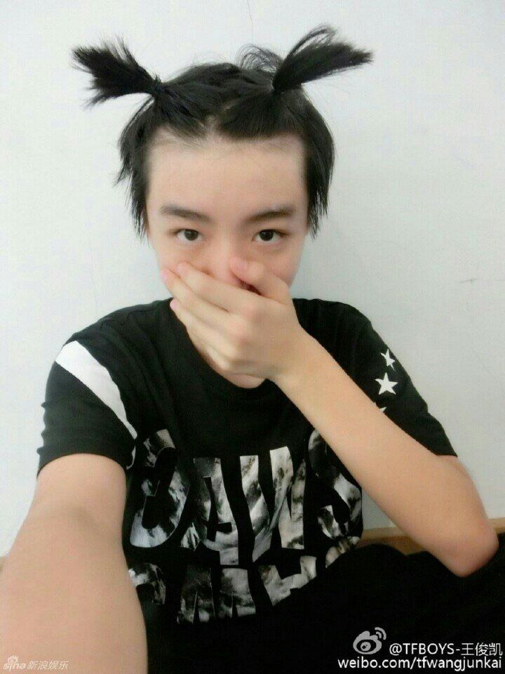 一组小凯的照片 75       赞