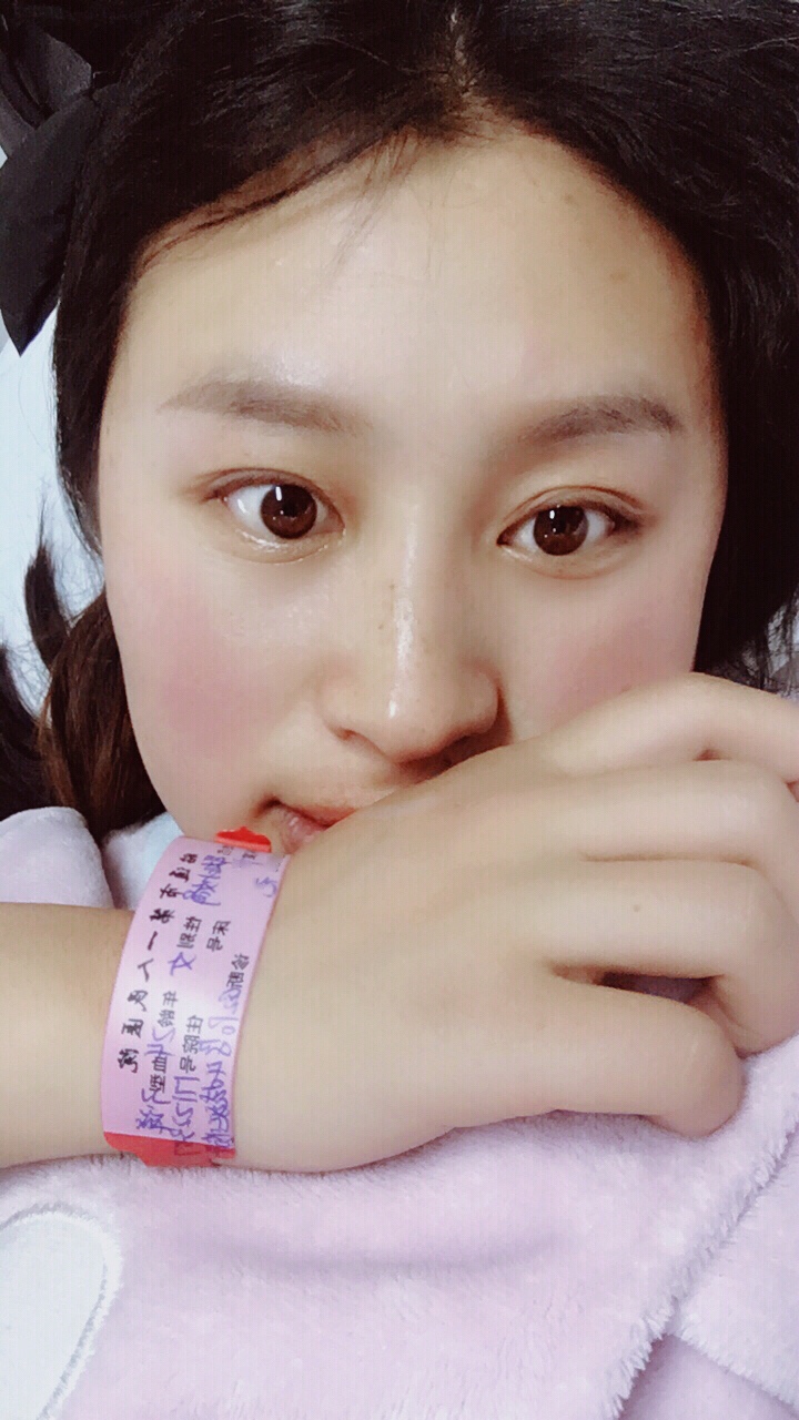 小宝贝13天啦90 一天比一天可爱萌萌哒啦90