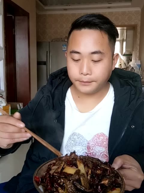 吃货74余哥的主页-快手直播