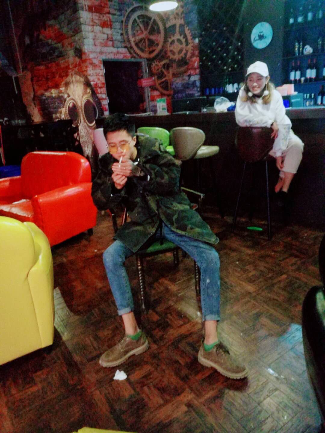 快手点赞有小黄花（快手点赞前面多个标是什么）