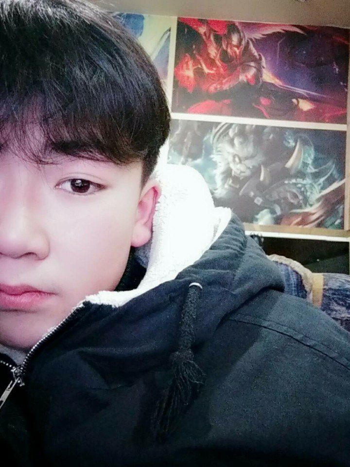 hey 宝贝 41 76 850 0 居然差点看成何栩 7天前 耶耶 帅 8天前 你飘了