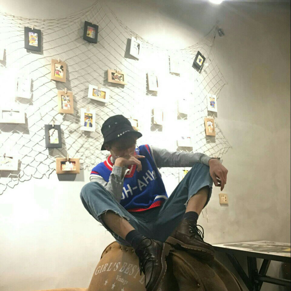 多点开心 少点难过 - 杨杨杨明宇(冲2千)的快手