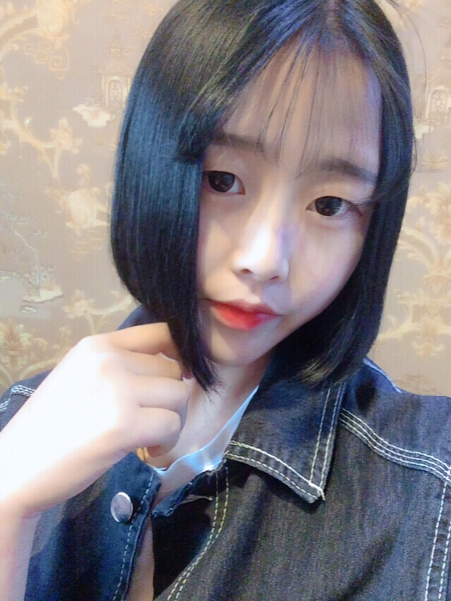 34 70 750 0 一双大长腿  姐姐美 太帅了吧 1天前 美 回复 一橙哦.