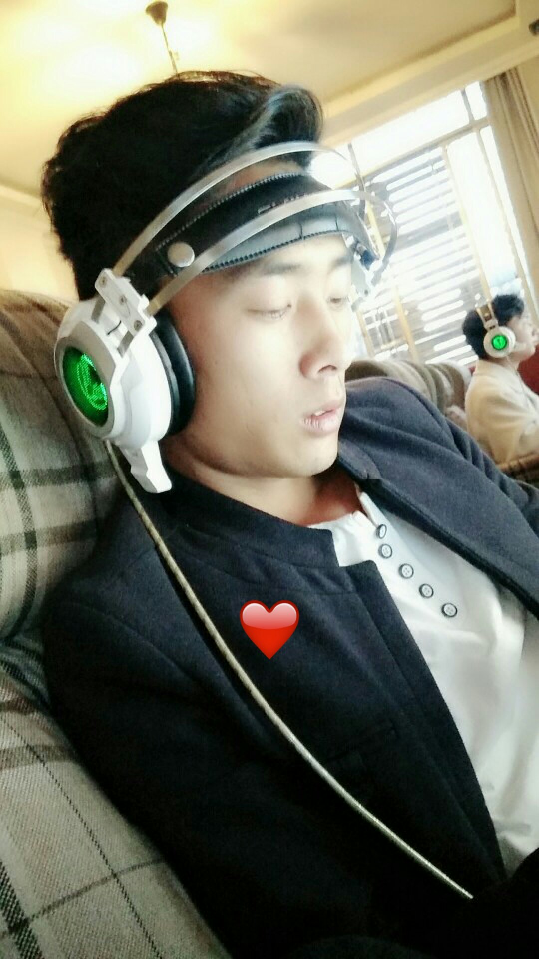 想你呀00 @朋友都叫我《卵烦》 凡哥 - 晶爷会发光78的快手