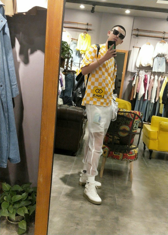 (o188580914) @@_dark.(o117957941) @黑暗