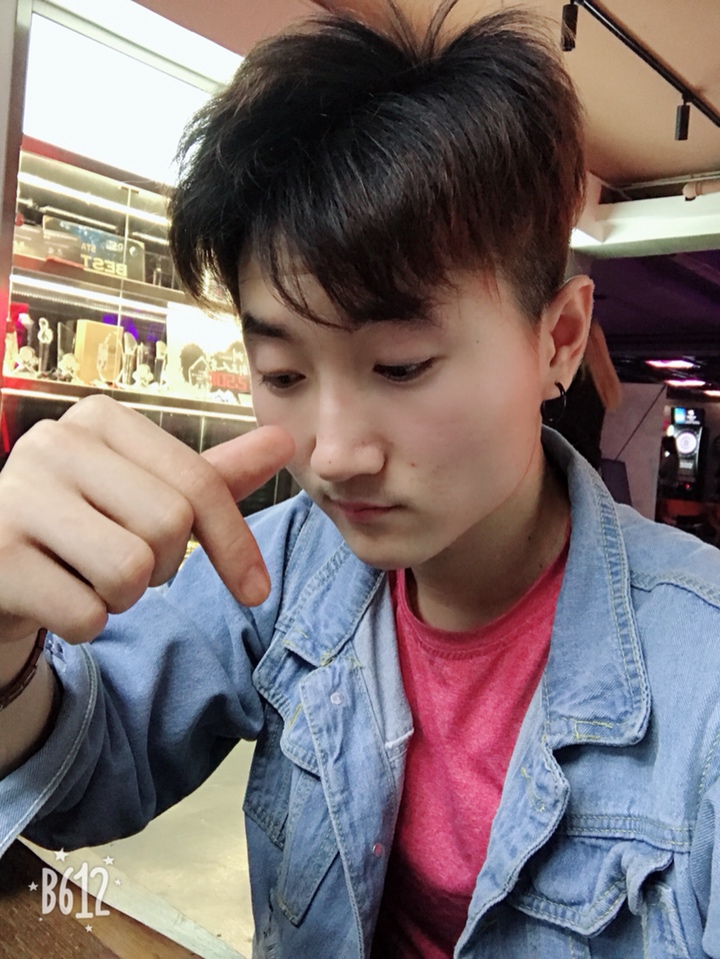 小仔爷【伍家】的主页-快手直播