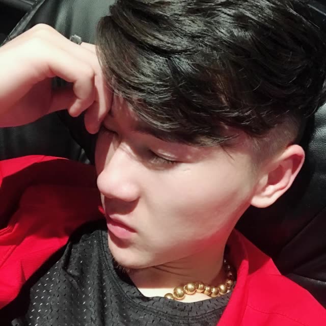 头发短多少带点社会味  头发长专攻少女小妹妹 426        赞