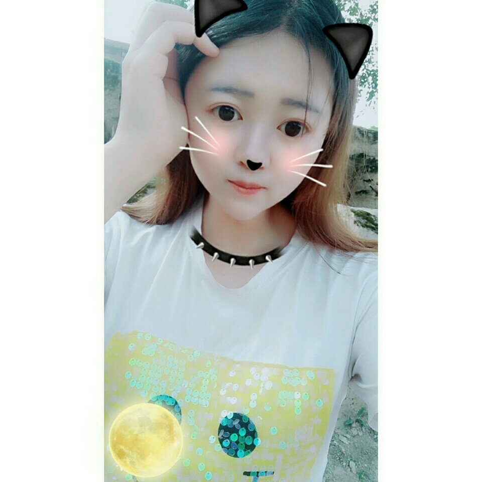 只想把身边对我好的人都留下来   我的心就是这么大 @尹佩琪(o1