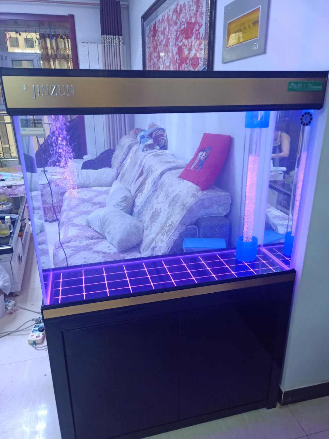 一米爱上鱼鱼马桶专利鱼缸送货上门安装完成 190       赞       昨天