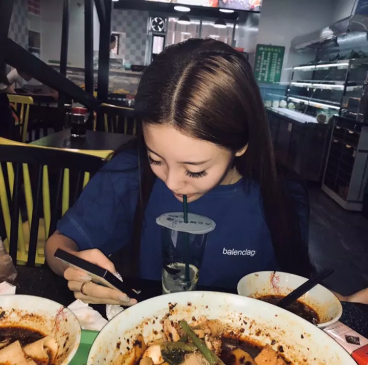 61张欣美jessica的主页-快手直播