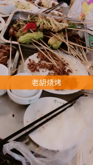 哥哥回家   吃饱饱 8月前