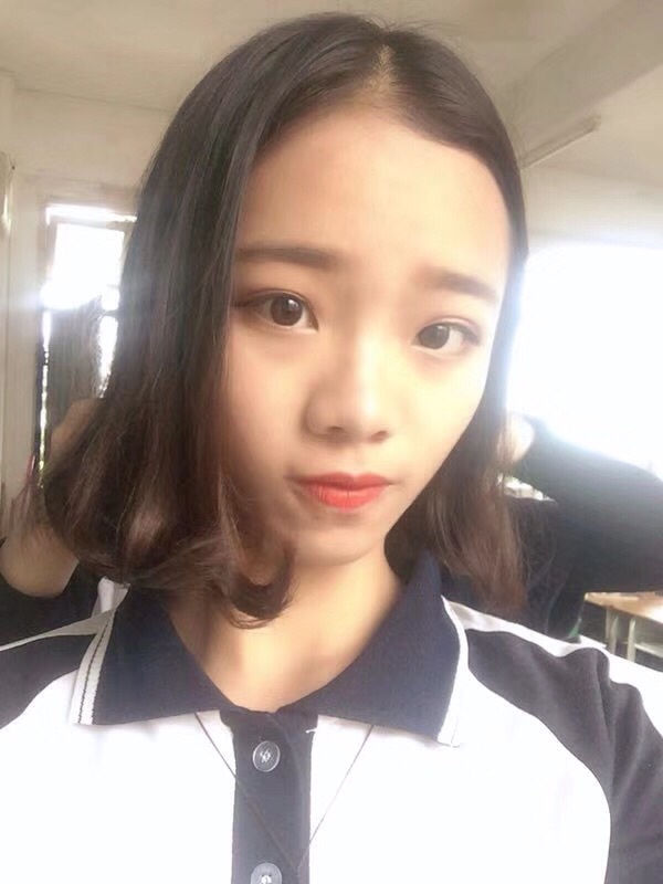 宫!佳!丽!三!千!  @张柳琪.