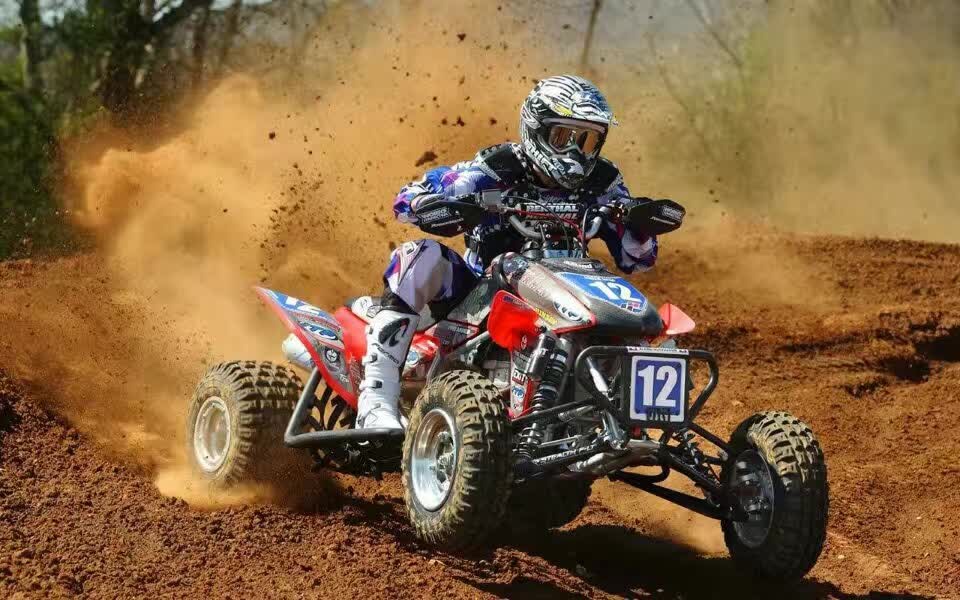 通辽越玩越野摩托车俱乐部