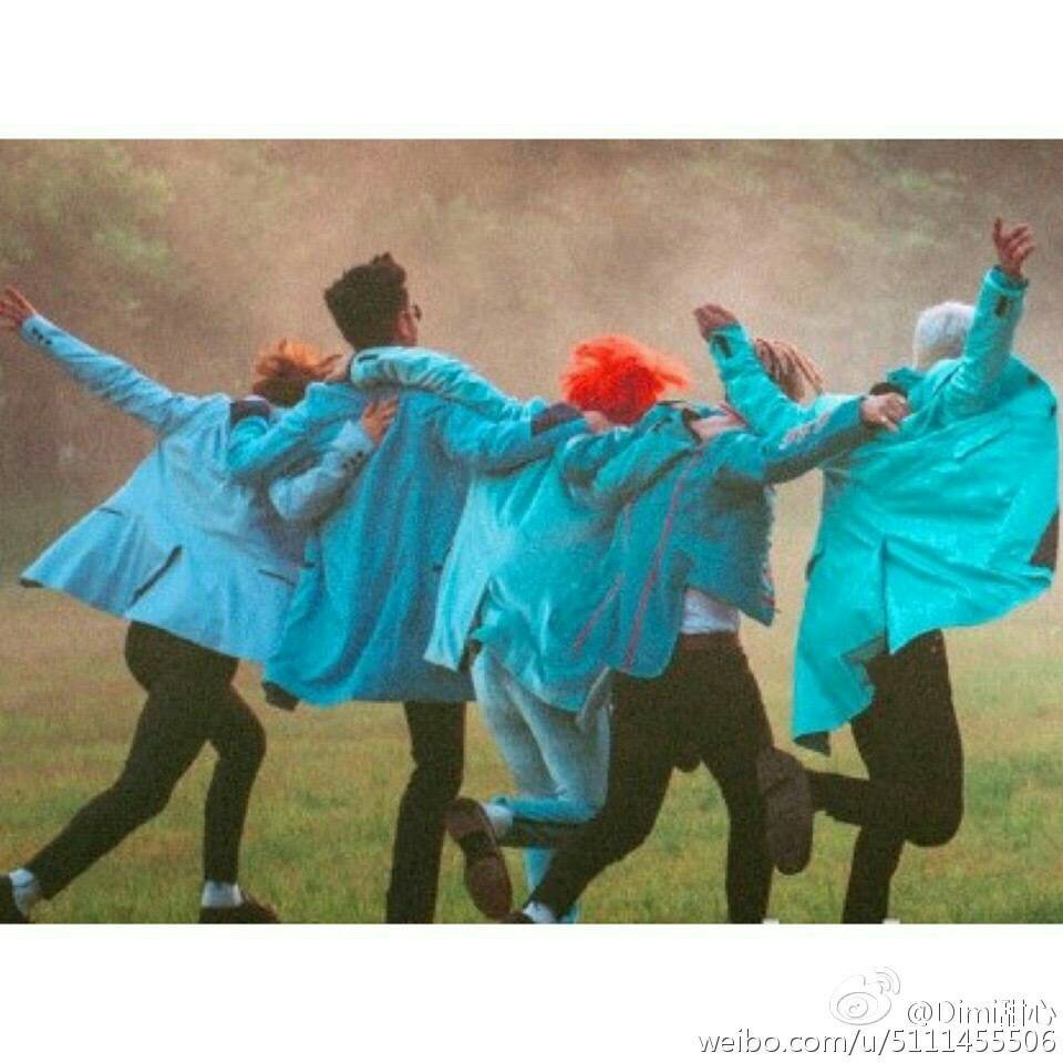 承包这五只的背影                  背影执着bigbang