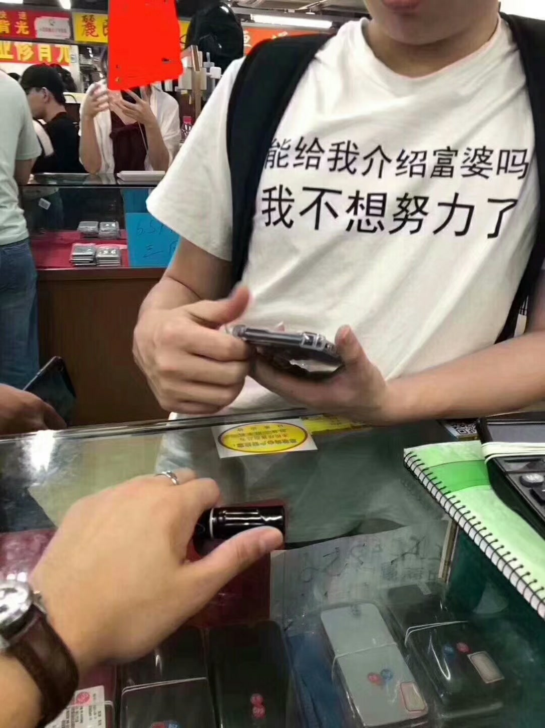 快手以前的作品别人点赞(快手之前赞过的作品怎么没有了)