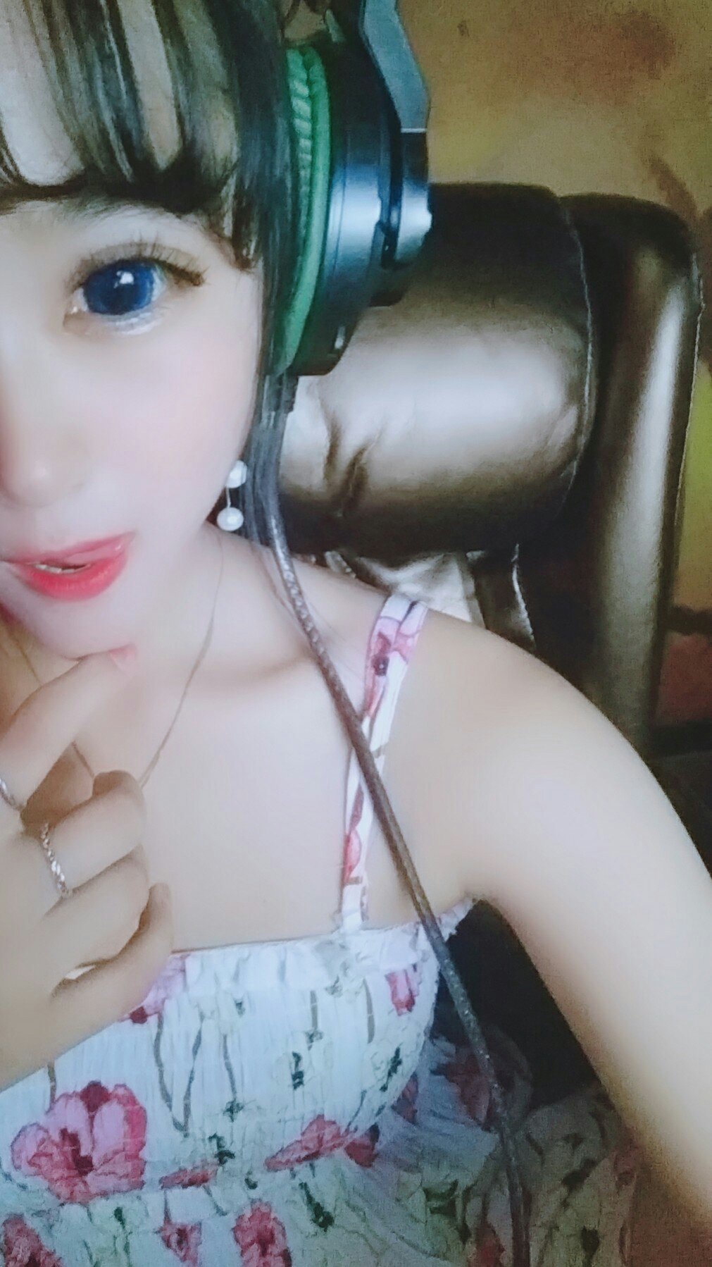 97迷人妖儿的主页-快手直播