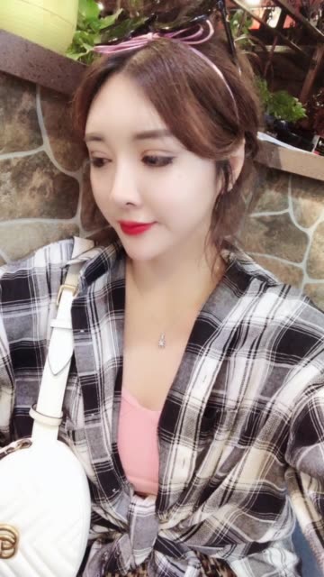 96一个不可爱的女人96的主页-快手直播