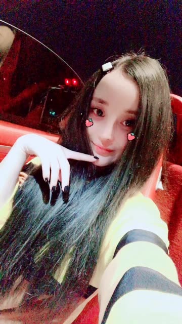 baby嘉嘉嘉93的主页-快手直播