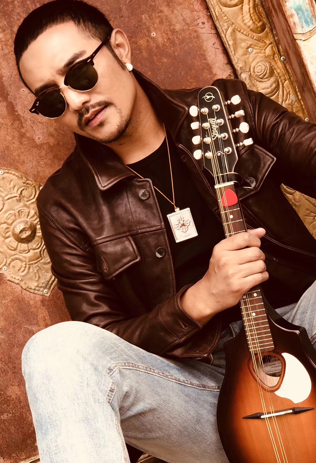 歌手德格叶粉丝团《更登》-快手直播