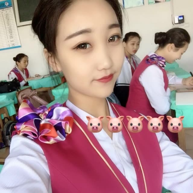 这个女人不开心啦 @你的李雯慧-(o20903325)