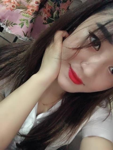 雅婷姑娘 98 彜的主页-快手直播