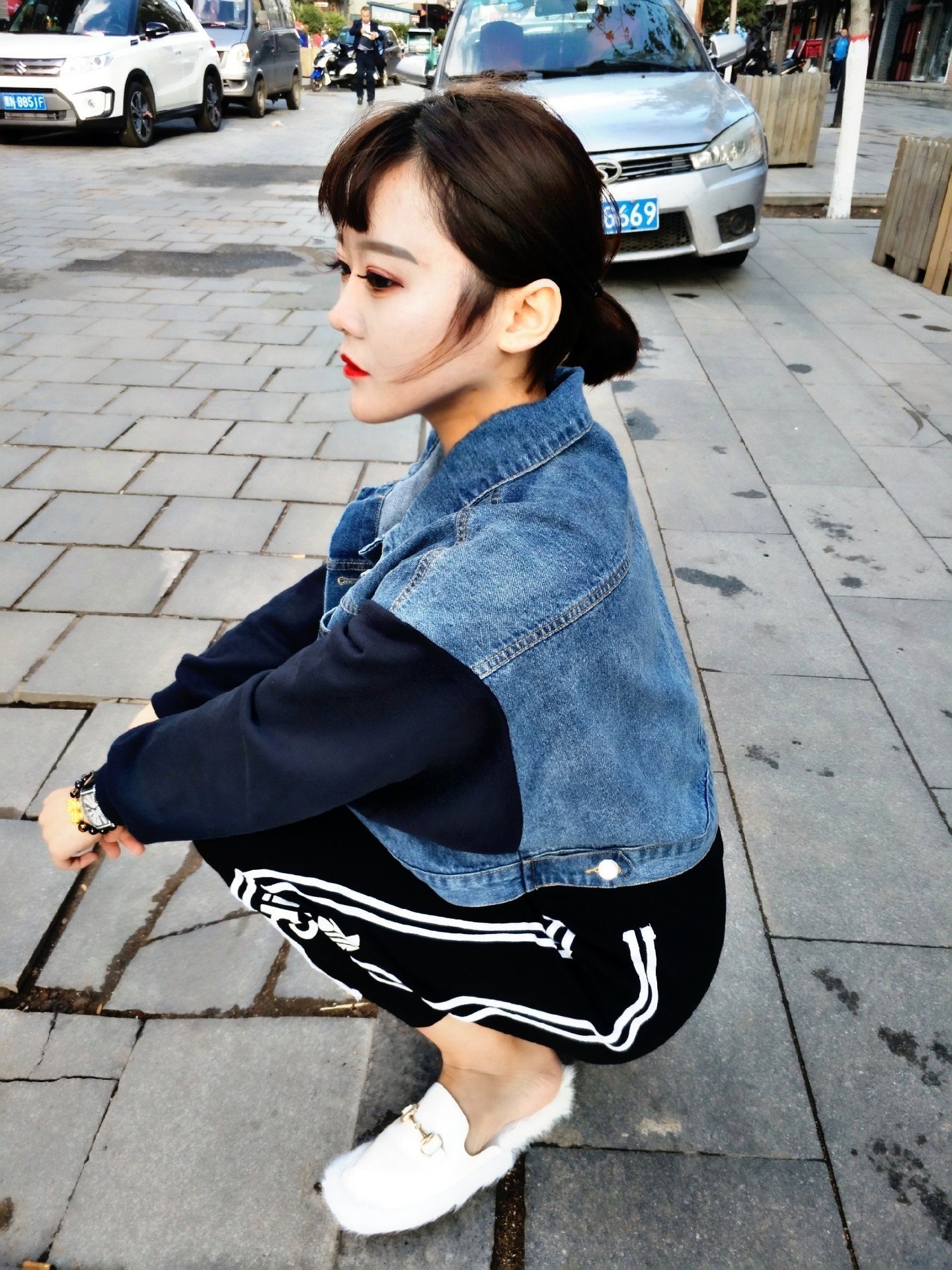 别逞强了我们都是熬不过世俗的人 - 关于李舒晴的快手