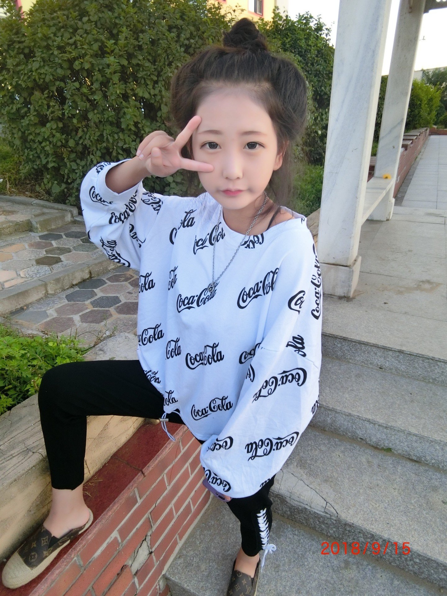 王思瑶-(o81523477) @小九琪.