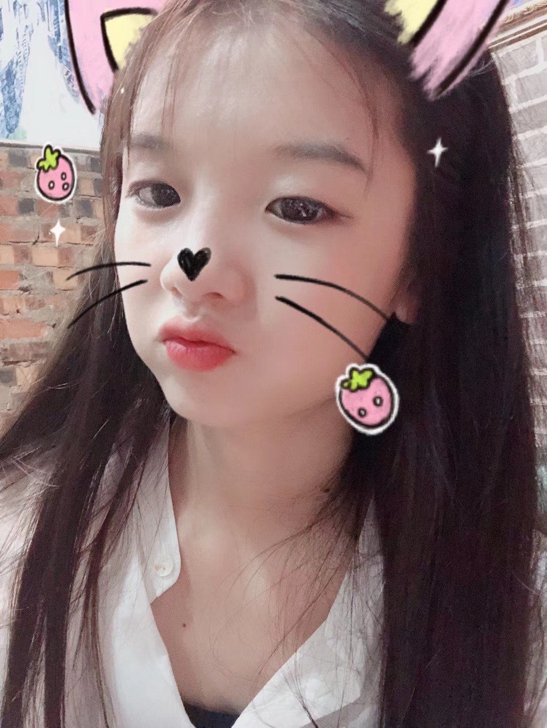 否则有着说不完的谎和忘不掉的人          女神 @_w小婉妹妹(o